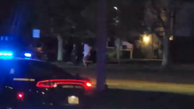 ပစ်ခတ်မှုကနေ ထွက်ပြေးနေကြသူတွေဆိုပြီး လူမှုကွန်ရက်မှာပျံ့နေတဲ့ရုပ်သံဖိုင်တစ်ခုက အခြေအနေ 