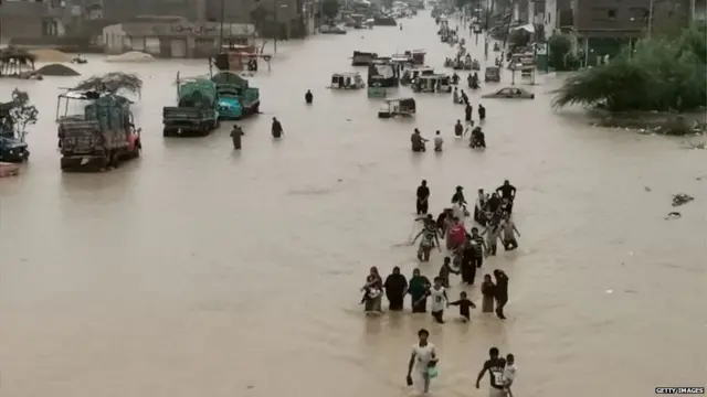 तूफ़ानी बारिश