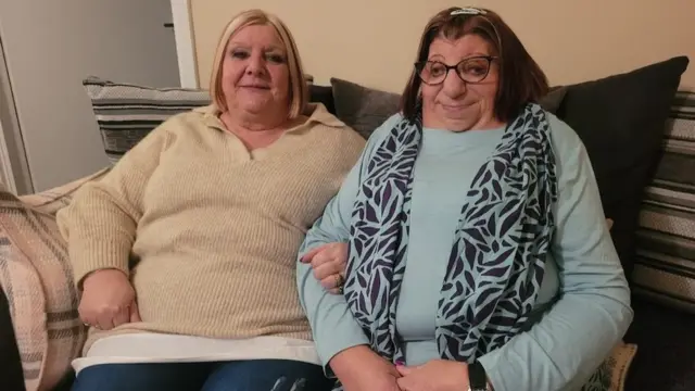 Janet Craven e sua irmã Jackie Blackall