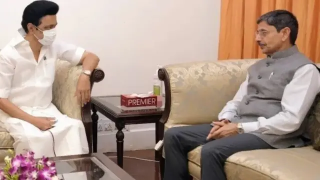 ஸ்டாலின் மற்றும் ரவி