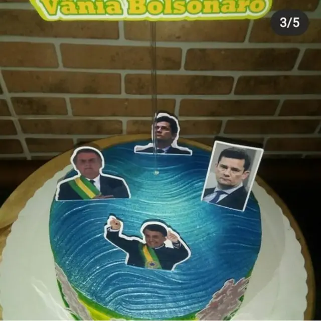 Bolo com fotos do Bolsonaro e de Moro