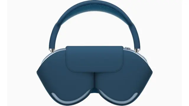 Apple unveils 549 over ear headphones