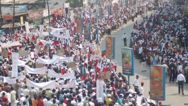 પીએફઆઈની કૂચ