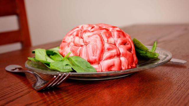 Un cerebro servido en un plato