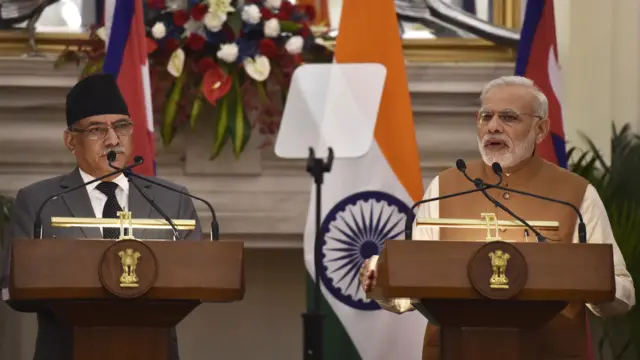 प्रधानमन्त्री प्रचण्डले भारत भ्रमण गर्ने सम्भावना रहेको बताएका छन्