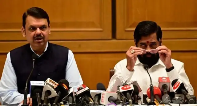 વિજય રૂપાણી, દેવેન્દ્ર ફડણવીસ, મહારાષ્ટ્ર, ભાજપ, નરેન્દ્ર મોદી, અમિત શાહ, એકનાથ શિંદે, શિવસેના, રાજકારણ, બીબીસી ગુજરાતી