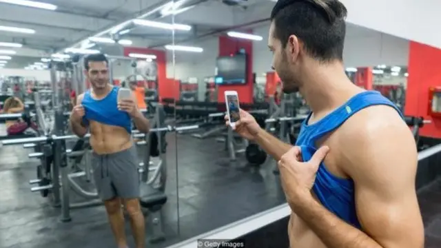 आत्मकेंद्रित, समाजभिमुखता, मिलेनिअल्स