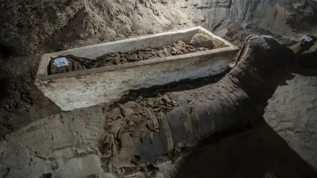 مقبرة فرعونية