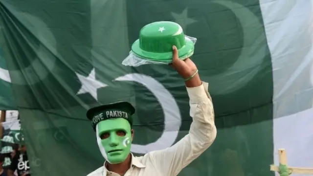 حکومت سازی کی تیاریاں اور دھاندلی کے خلاف احتجاج تو عید الاضحیٰ کی ...