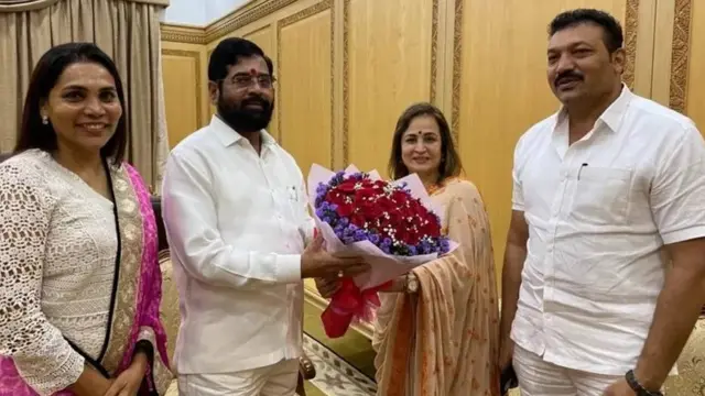 मुख्यमंत्री एकनाथ शिंदे आणि स्मिता ठाकरे यांची भेट