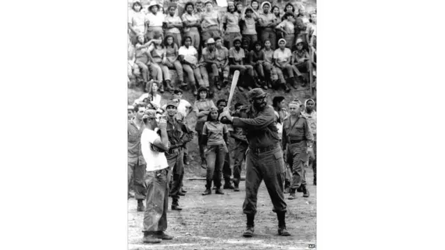 फ़िदेल कास्त्रो