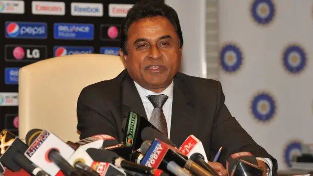 গত বিশ্বকাপে ভারতের কাছে হারার পর প্রতিবাদে আইসিসি প্রেসিডেন্টের পদ থেকে নরে দাঁড়ান বাংলাদেশের মোস্তাফা কামাল