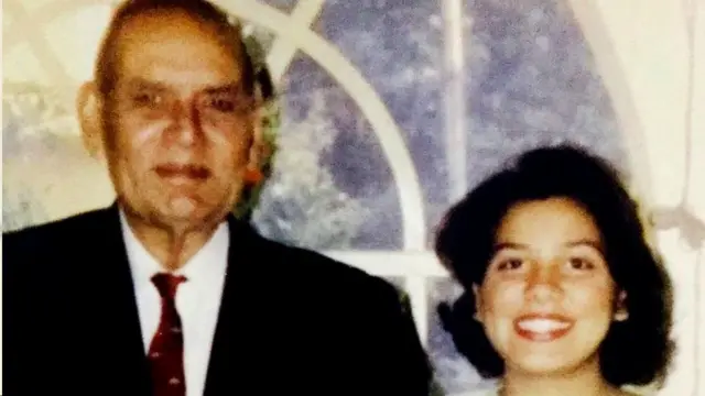 પૌત્રી મેઘનાસિંહ સાથે જનરલ સગતસિંહ