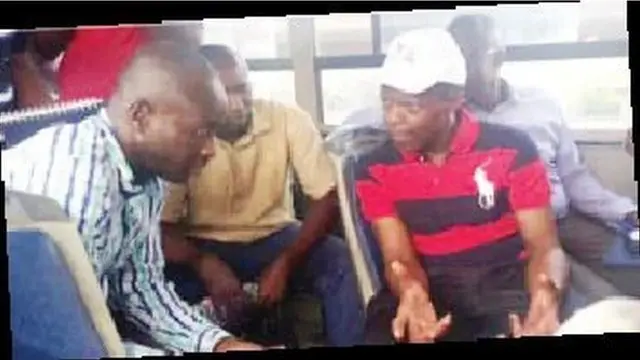 Osinbajo nínú ọkọ̀ BRT