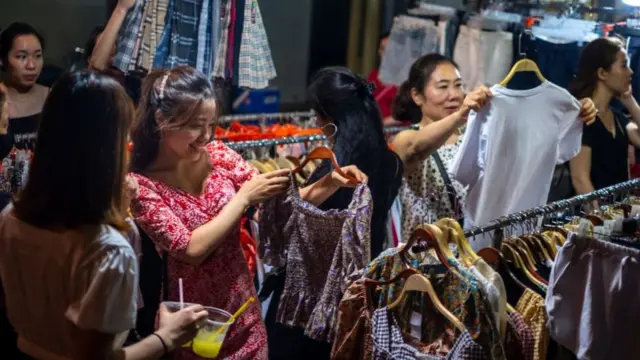 Người dân mong cuộc sống tốt đẹp hơn