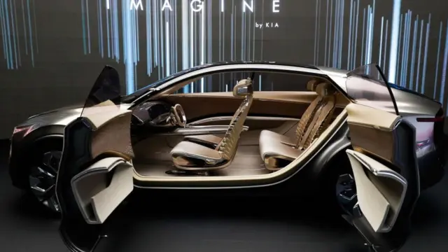 کیا تا سال ۲۰۲۵ میلادی یازده مدل الکتریکی به بازار عرضه میکند