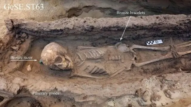 یوه بشپړه هدیره موندل شوې، چې ماهرین وايي مخینه یې څلور زره کاله پخوانۍ ده