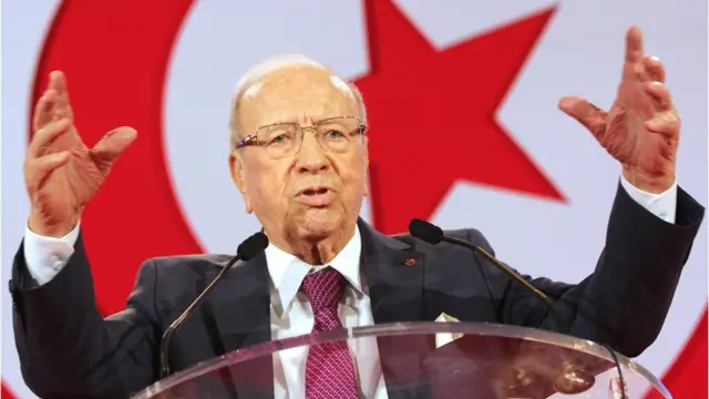 وفاة الرئيس التونسي الباجي قايد السبسي: ما الإرث الذي تركه لتونس؟
