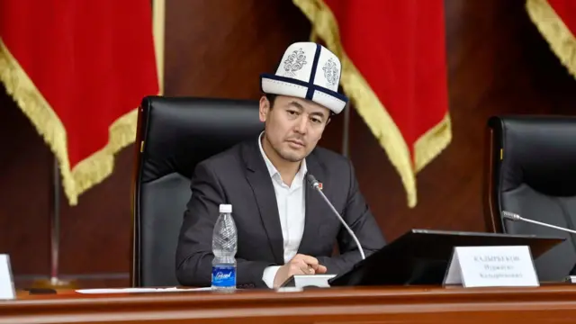 Нуржигит Кадырбеков, Жогорку Кеңештин депутаты 