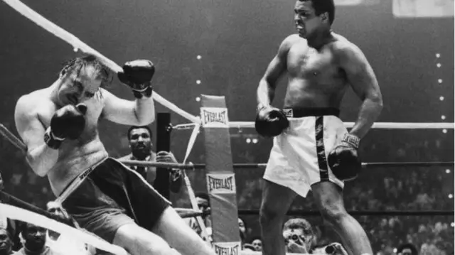 Pertarungan Ali lawan Wepner muncul usai kemenangannya melawan Joe Frazier dan George Foreman dalam dua perlawanan sebelumnya.