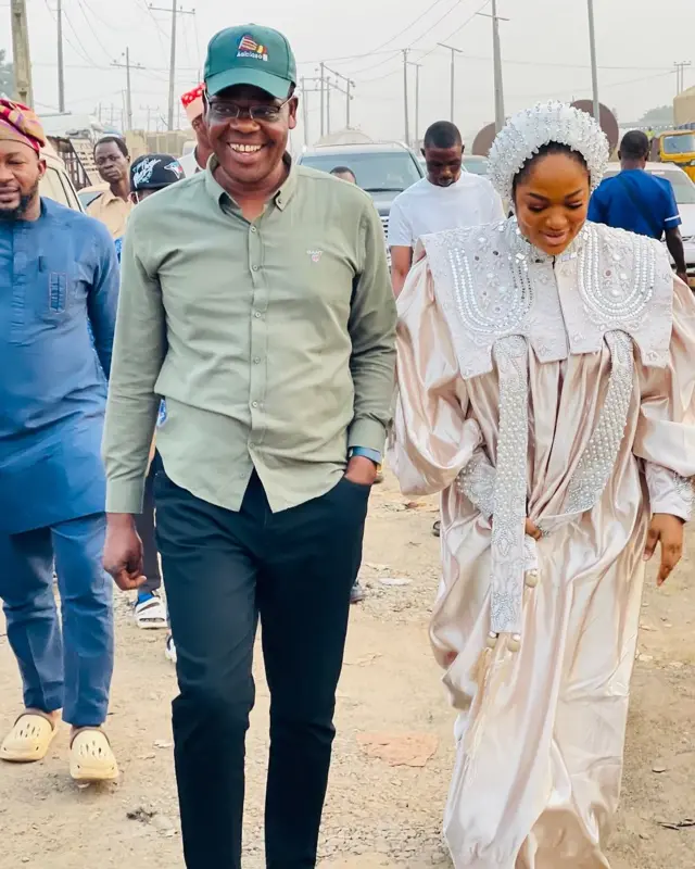 Aworan olori Naomi ati Oriyomi Hamzat.