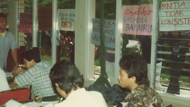 Pers mahasiswa, PPMI, Okky Satrio, NKK/BKK, Balairung, UGM, Wanagama