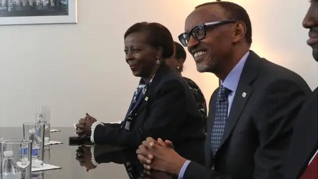 Amakuru avuga ko Louise Mushikiwabo ari umwe mu baminisitiri bumvikana neza cyane na Perezida Paul Kagame w'u Rwanda