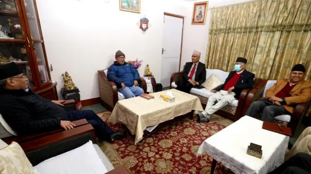 माधव नेपाल 