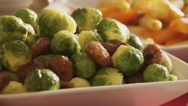 Блюдо с брюссельской капустой