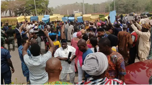 Awọn olufẹhonu han