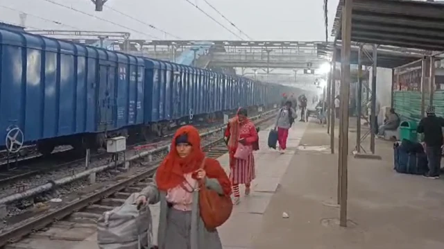 ਰੱਦ ਕੀਤੀਆਂ ਗਈਆਂ ਟਰੇਨਾਂ ਵਿੱਚ ਨਵੀਂ ਦਿੱਲੀ ਤੋਂ ਕਾਲਕਾ, ਅੰਮ੍ਰਿਤਸਰ, ਚੰਡੀਗੜ੍ਹ ਜਾਣ ਵਾਲੀਆਂ ਤਿੰਨ 