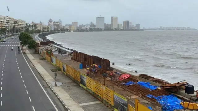 कोस्टल रोड