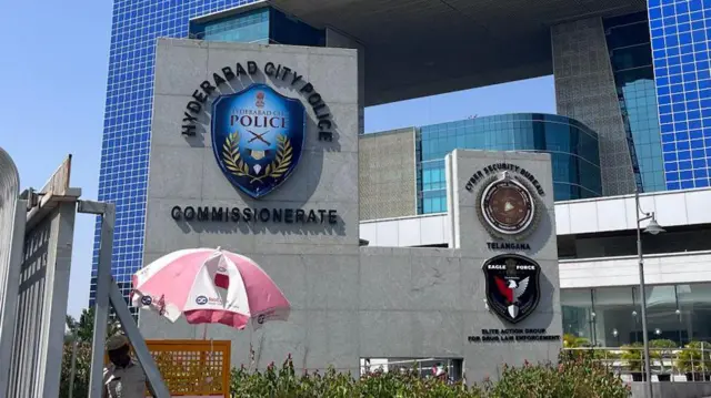 ఐ బొమ్మ, పైరసీ, సైబర్ నేరాలు, సజ్జనార్, సినిమా ప్రముఖులు