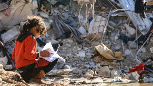 भूकम्प पीडित