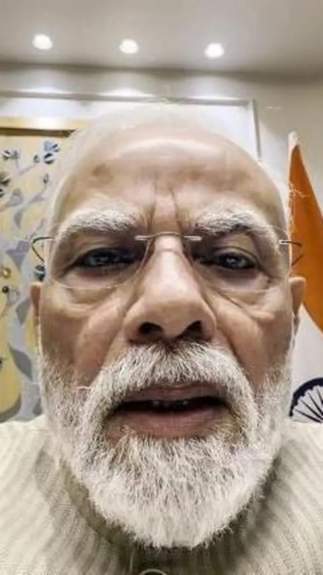 બુધવારે રાતે 11 વાગ્યા ને 52 મિનિટે વડા પ્રધાન મોદીએ દેશભરમાં યુવાઓનાં વિરોધપ્રદર્શનોના મુદ્દે પોતાના ઇન્સ્ટાગ્રામ હૅન્ડલ પર એક વીડિયો પોસ્ટ કર્યો. આ વીડિયો બાદ વડા પ્રધાન મોદીએ બીજો વીડિયો પણ શુક્રવારે મોડી રાતે તેમના ઇન્સ્ટાગ્રામ હૅન્ડલ પર પોસ્ટ કર્યો હતો.