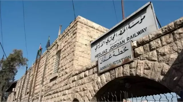 પ્રતીકાત્મક તસવીર