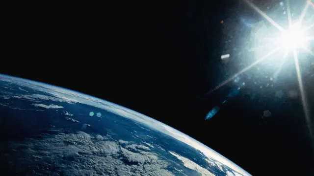 अंतराळातला सूर्याचा खरा रंग : पांढरा