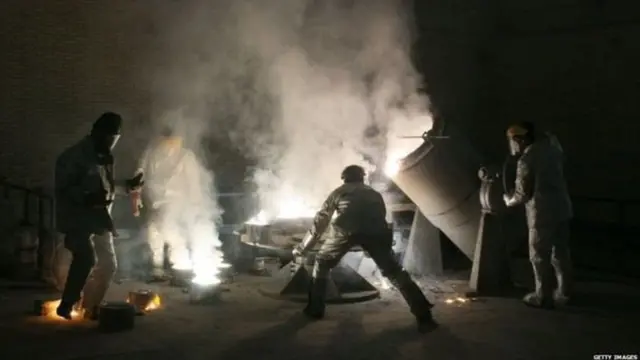 Awali iliafikiwa kuwa madini ya uranium ya Iran yatapunguzwa kwa 98% hadi kilo 300 baada ya miaka 15