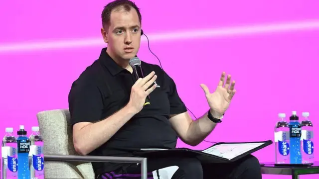 لوکستون بریتانیایی از عوامل رشد سریع بخش تجزیه و تحلیل عملکرد و اطلاعات فیفا بود