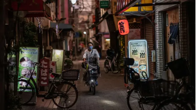 rua japonesa