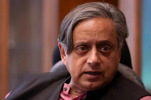 মি. এরদোয়ান ও মি. মোদীর বিষয়ে একটা বিশেষ প্রতিবেদন লিখেছিলেন শশী থারুর