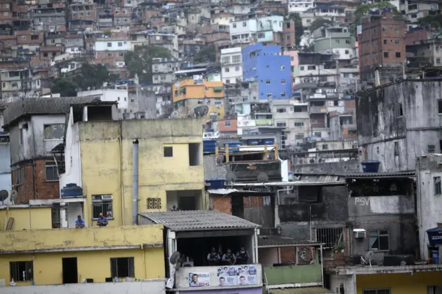 Favela no Riocassino rocket gamesJaneiro