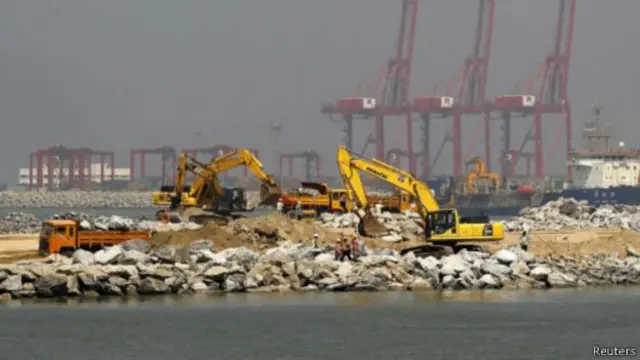 වරාය නගරය