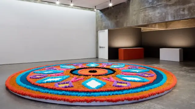 Obra de Jill Magid en el San Francisco Art Institute en 2016.
