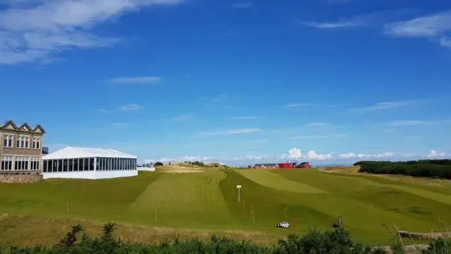 สนามคิงส์บาร์นส์ ลิงก์