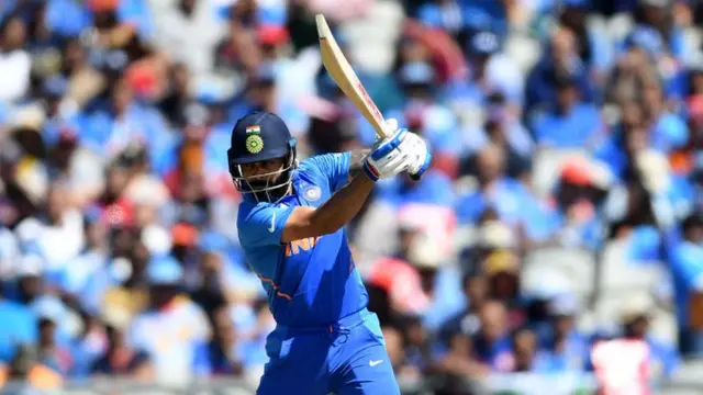 అంతర్జాతీయ క్రికెట్‌లో 20 వేల పరుగులతో కోహ్లీ కొత్త రికార్డు