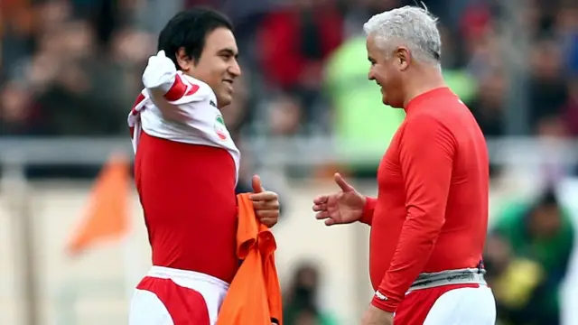 فرشاد پیوس (راست) و مهدی مهدویکیا