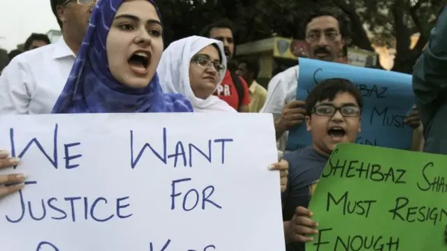 පාකිස්තානය තුළ මහා පරිමාණයෙන් සිදු වන ළමා ලිංගික අපයෝජනවලට එරෙහි උද්ඝෝෂණයක්