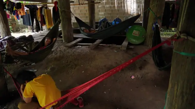 หลุมหลบภัย