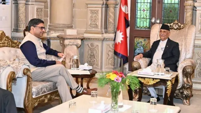 भारत के विदेश सचिव विक्रम मिसरी नेपाल के तत्कालीन प्रधानमंत्री के. पी. शर्मा ओली 
